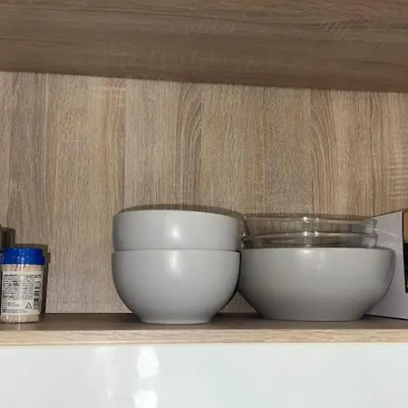 Cosy Corner Vic 公寓 *